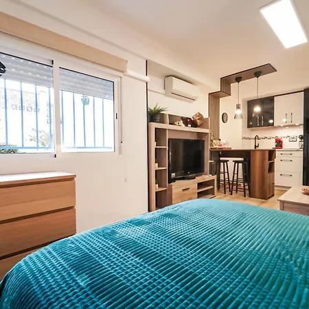 Apartamento Playa La Carihuela Con Piscina Wi-Fi