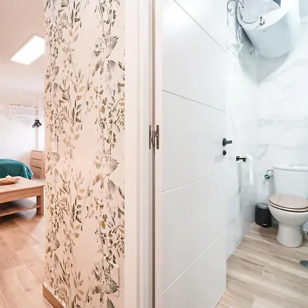 Апартаменти Apartamento Playa La Carihuela Con Piscina Wi-Fi *